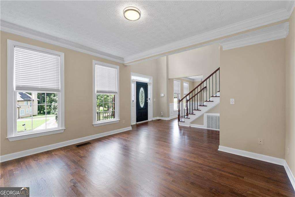 Photo of 1811 Lake Cove Drive SW, Atlanta, GA 30331 (MLS # 10651315)