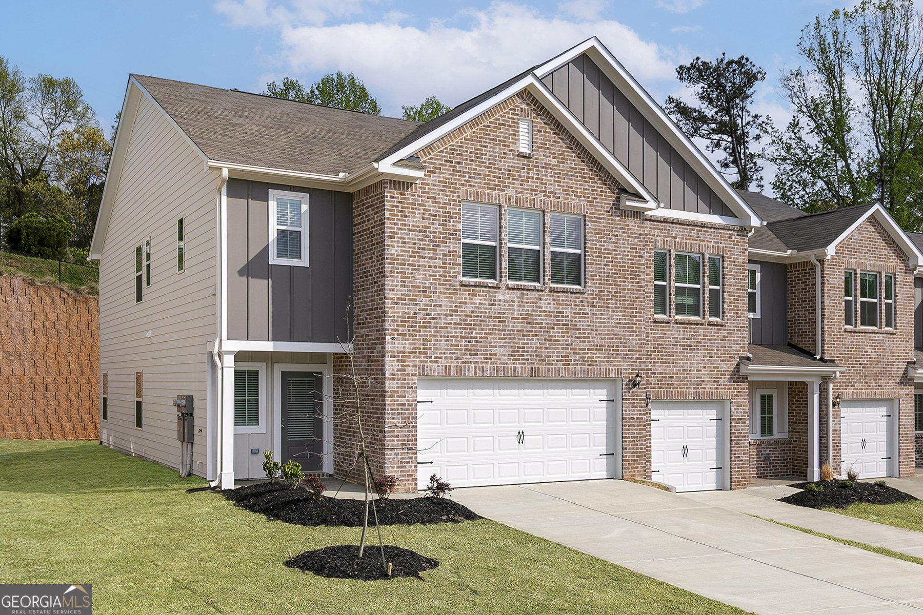 3980 Hidden River Lane