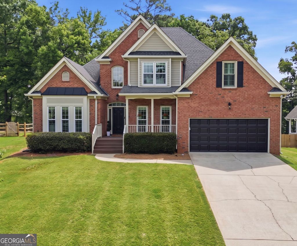 Photo of 4605 Dartmoor Lane, Suwanee, GA 30024 (MLS # 10769389)