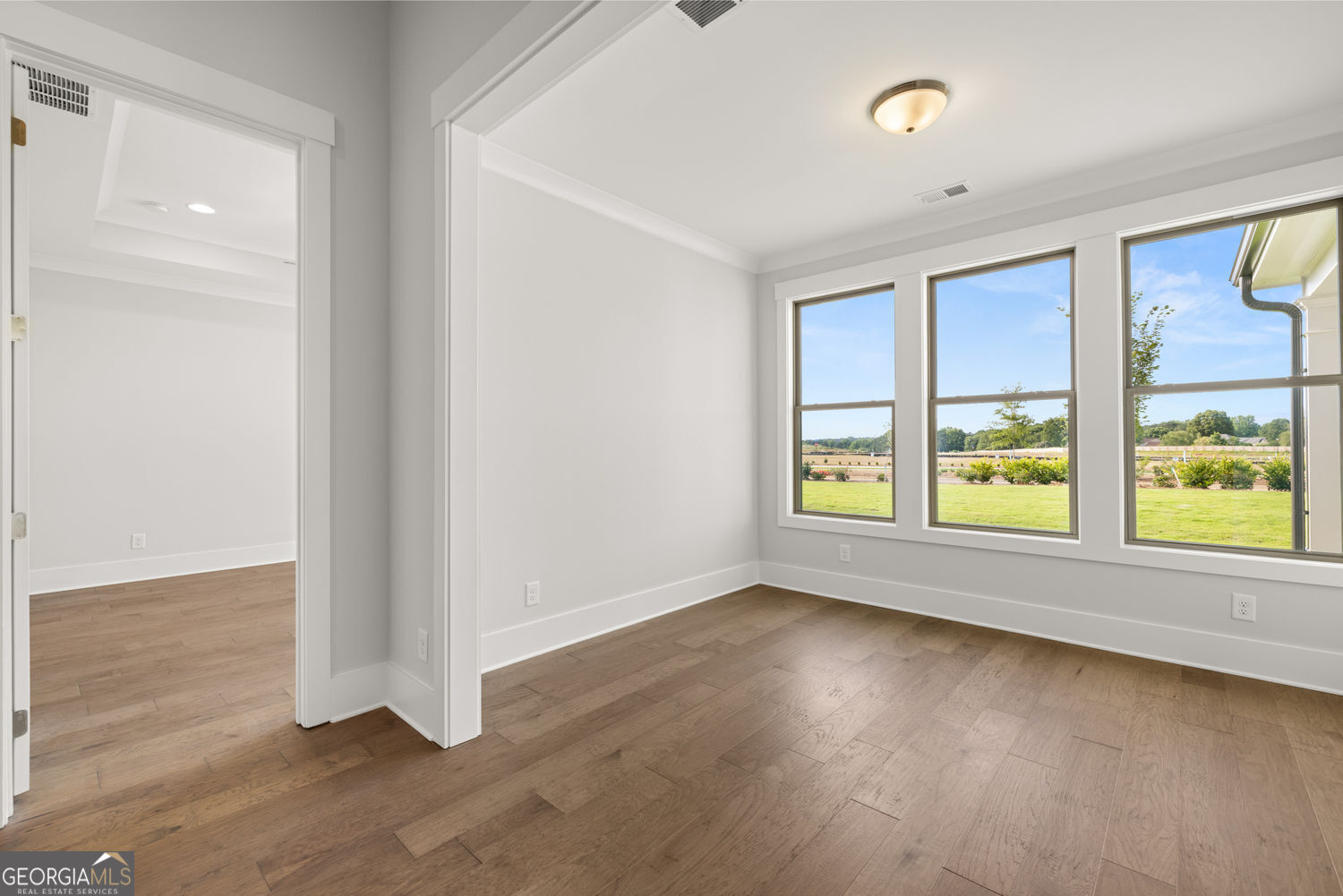 Snellville, Georgia 30078, United States, 2 Bedrooms Bedrooms, ,2 BathroomsBathrooms,Residential,Active,151413