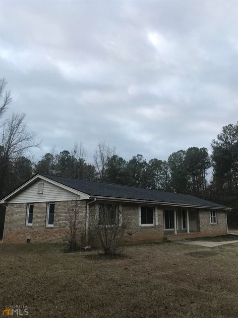 A home in Newnan