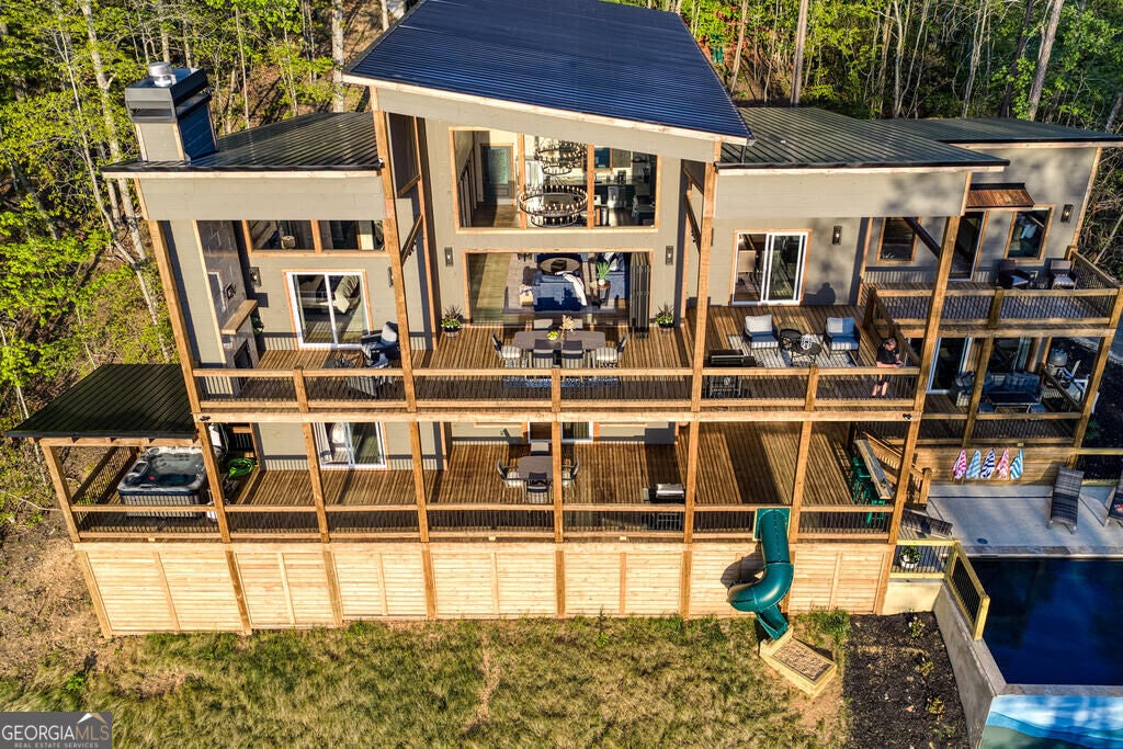 356 Mountain Ridge DR