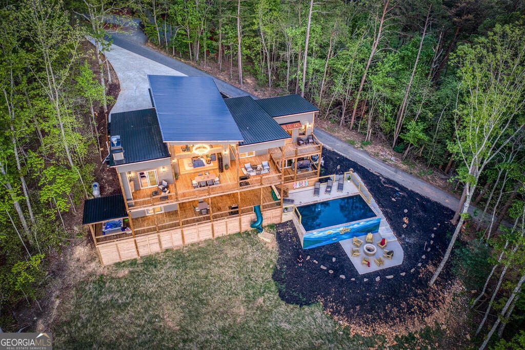 356 Mountain Ridge DR