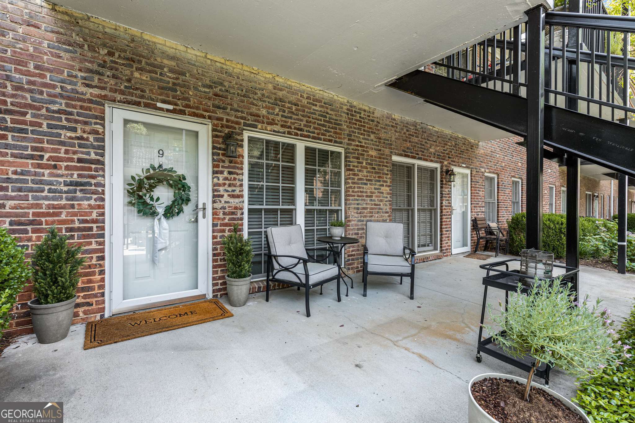 3675 Peachtree RD NE 9