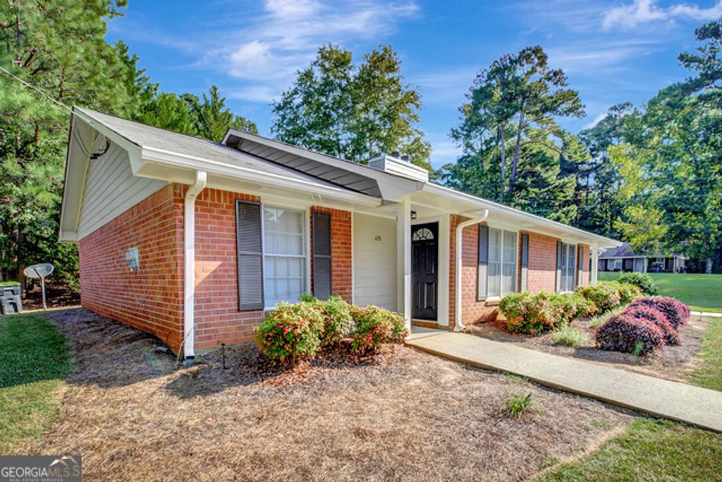 Photo of 105 Belle Drive, Fayetteville, GA 30214 (MLS # 10669279)