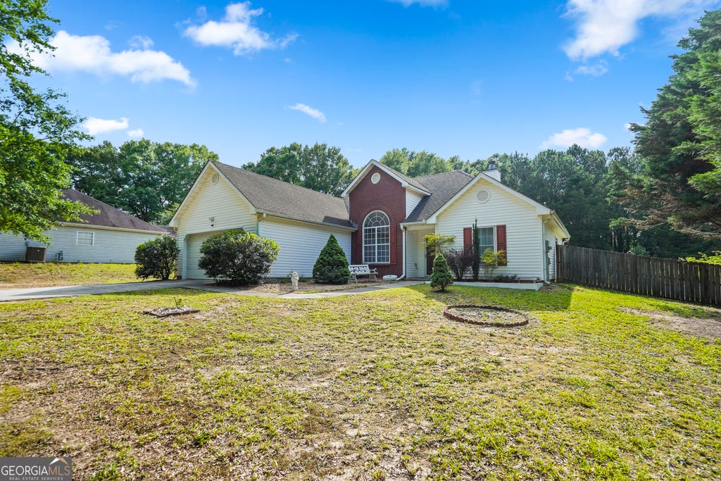 Photo of 4770 Beaver Road, Loganville, GA 30052 (MLS # 10799139)