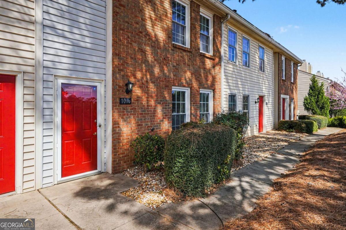1016 Old Holcomb Bridge RD