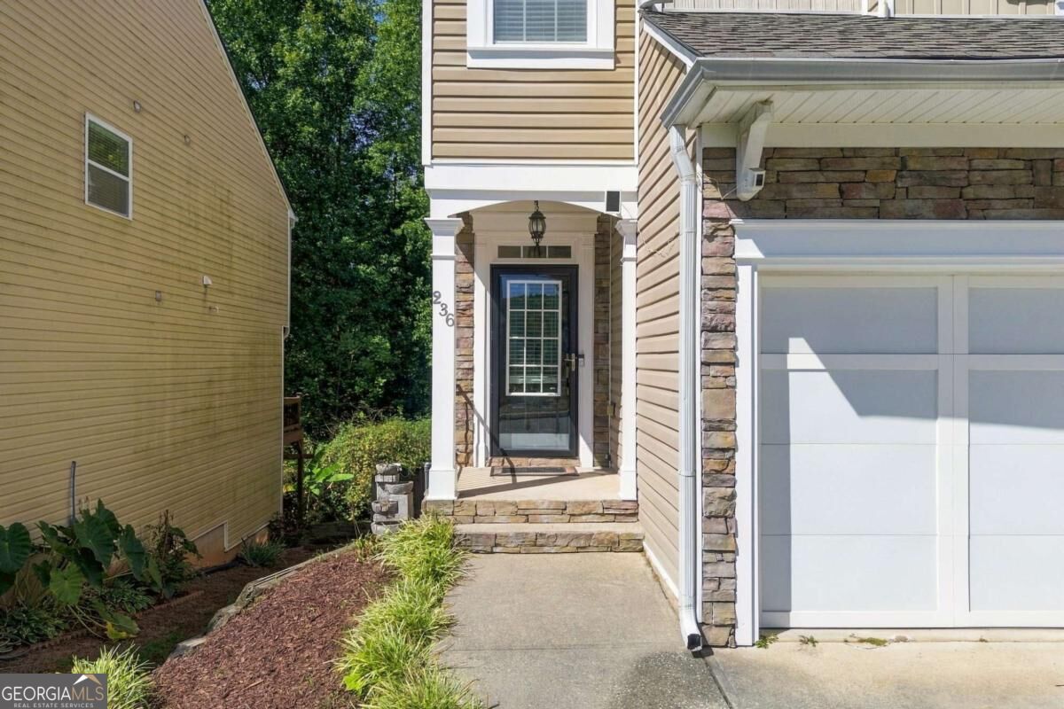 236 Winterbury DR