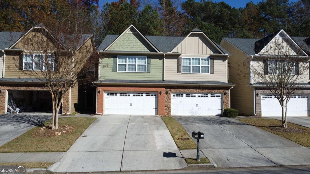 Photo of 4494 Black Hills Drive NW #13, Acworth, GA 30101 (MLS # 10650147)