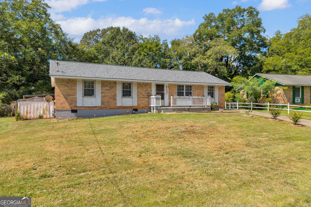 Photo of 8229 Kendrick Road, Jonesboro, GA 30238 (MLS # 10841417)