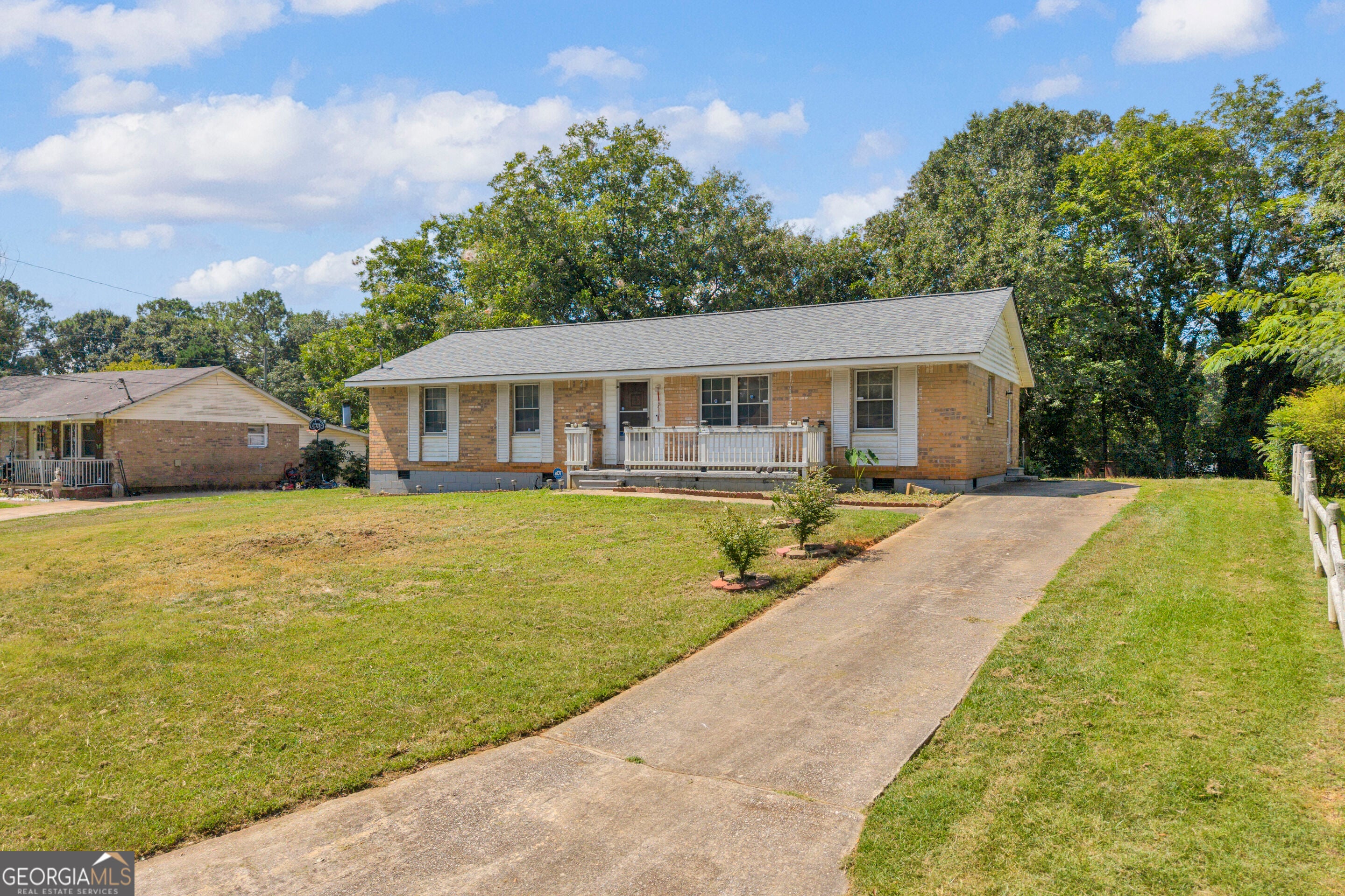 8229 Kendrick RD