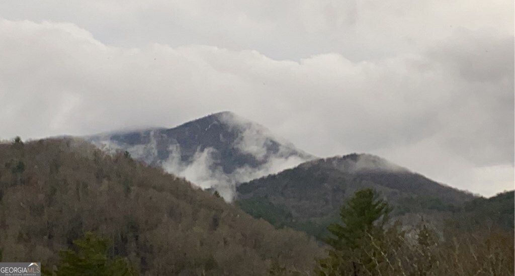 101 Falling Rock RD