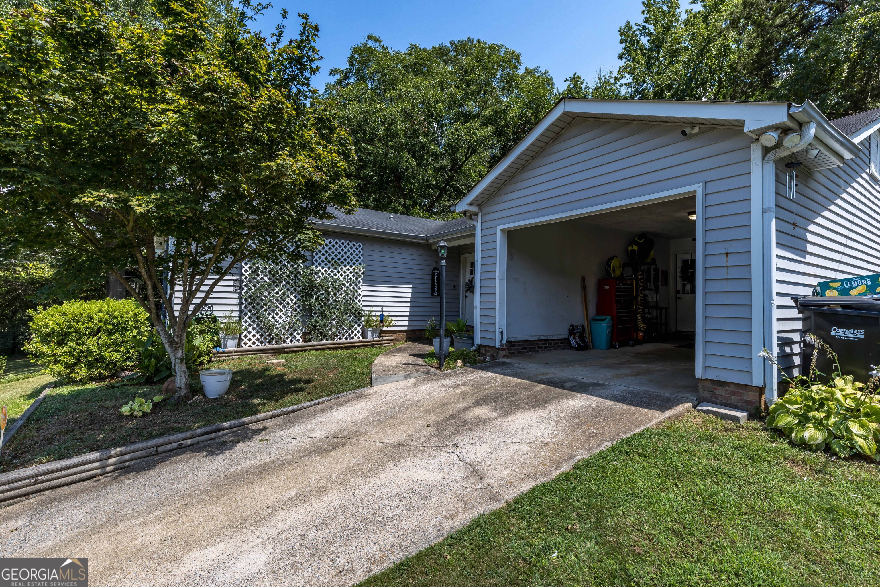 4536 Randall DR