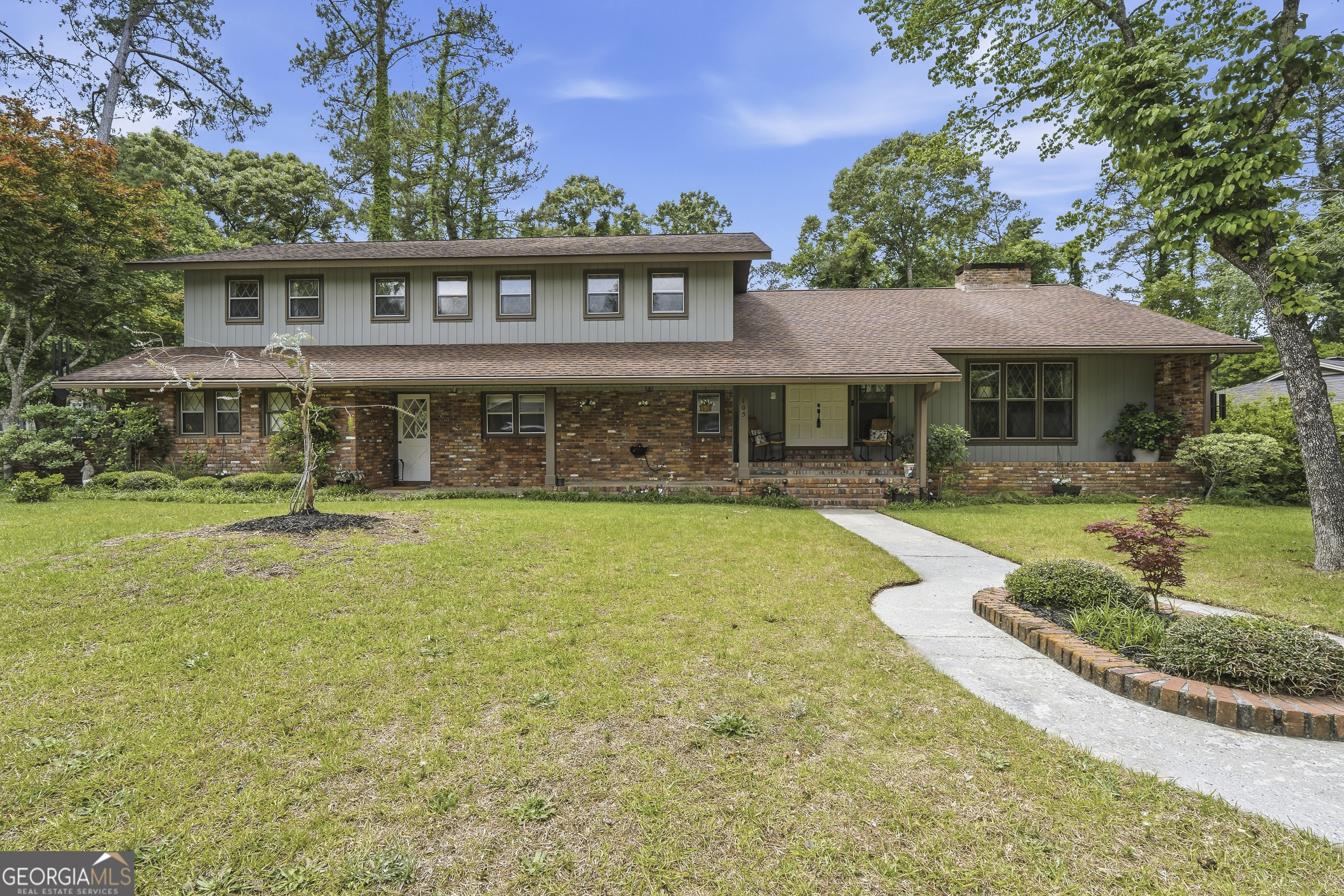 105 Fox Glen DR