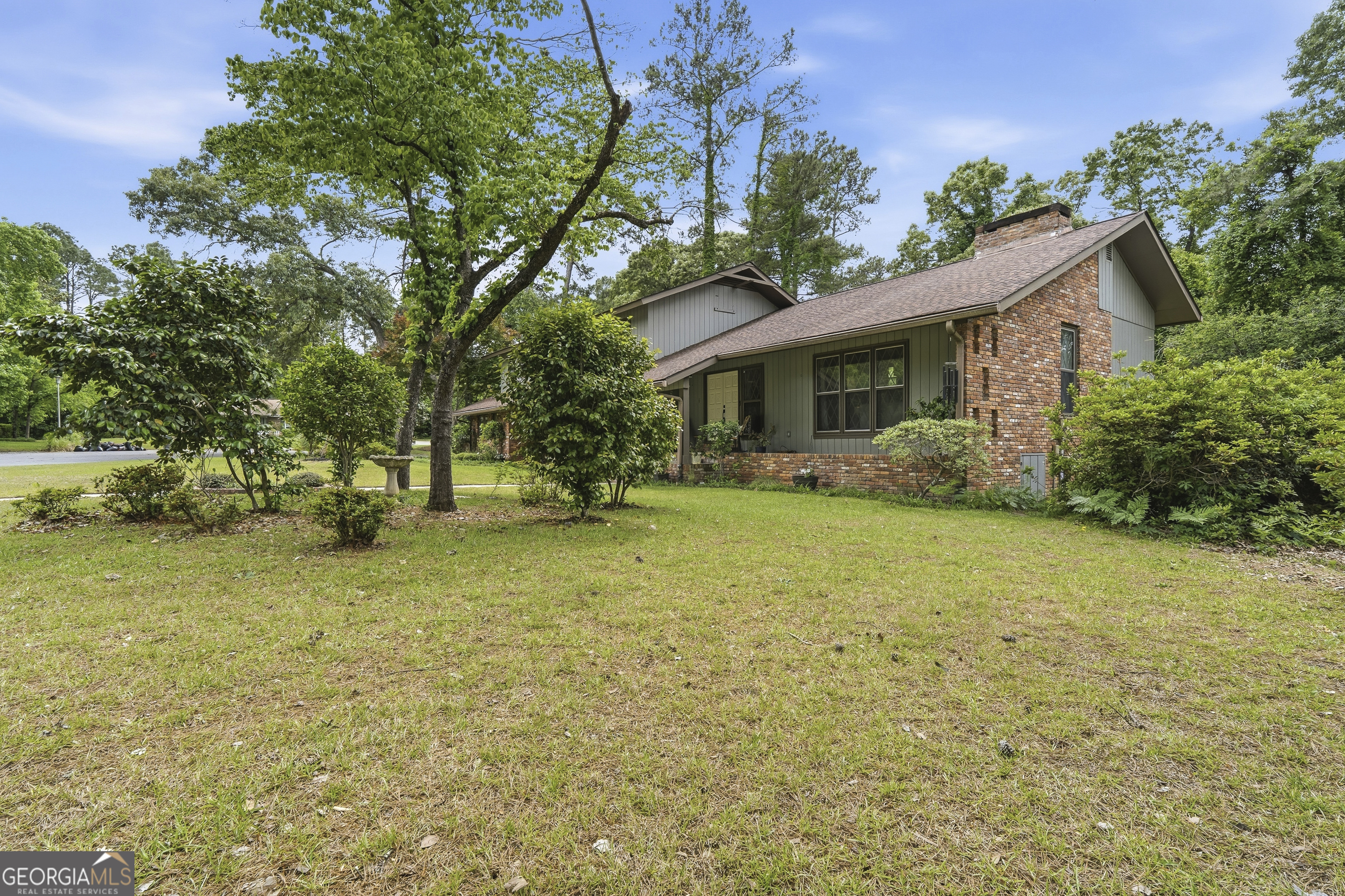 105 Fox Glen DR