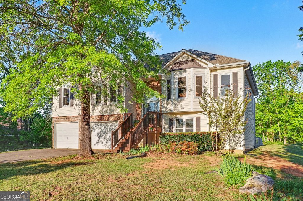 Photo of 65 Indian Hills Drive, Rydal, GA 30171 (MLS # 10731318)