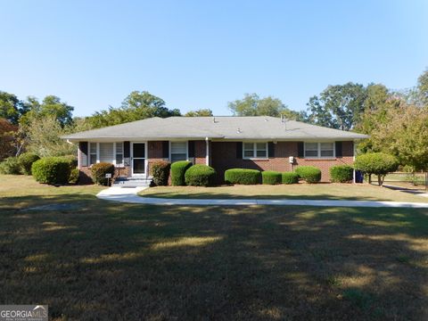 893 Andrews DR NW Conyers GA 30012