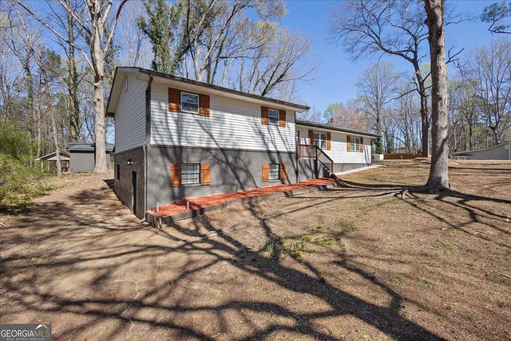 Photo of 2166 Chestnut Place, Lithia Springs, GA 30122 (MLS # 10710706)