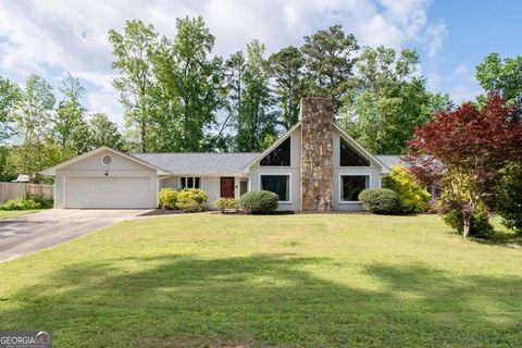 297 Northgate TRCE Roswell GA 30075