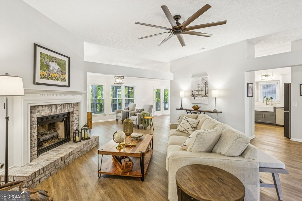 Photo of 2158 Marne Glen NW, Kennesaw, GA 30152 (MLS # 10739487)