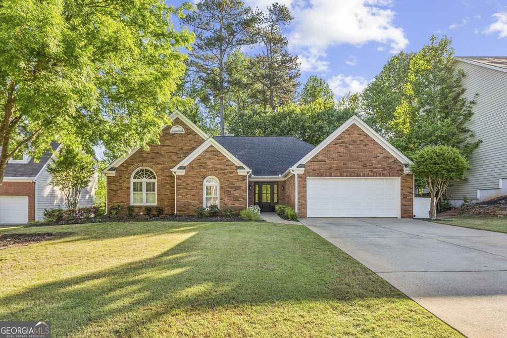 Photo of 2158 Marne Glen NW, Kennesaw, GA 30152 (MLS # 10739487)