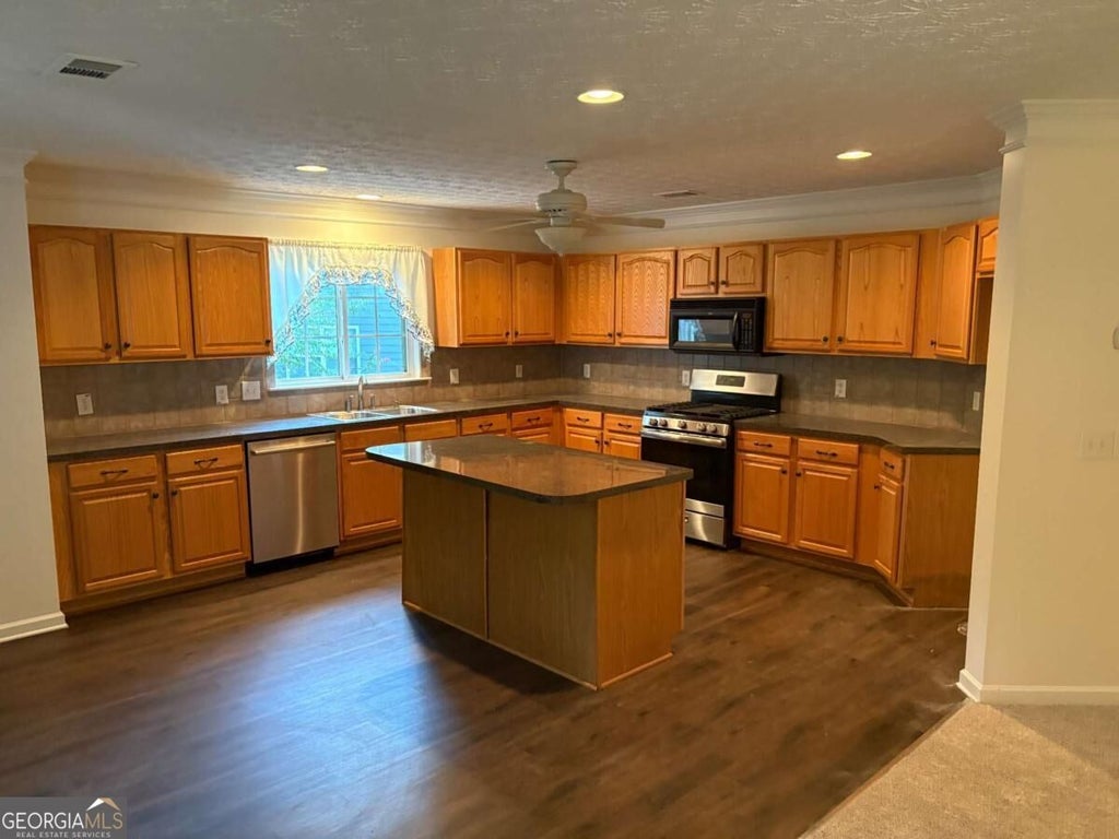 Photo of 140 Magnolia Creek Drive, Canton, GA 30115 (MLS # 10840050)