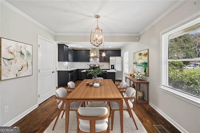 Photo of 1900 Rogers Avenue SW, Atlanta, GA 30310 (MLS # 10815638)