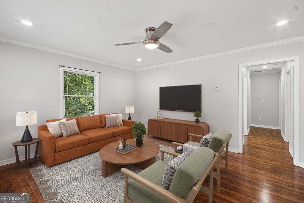 Photo of 1900 Rogers Avenue SW, Atlanta, GA 30310 (MLS # 10815638)
