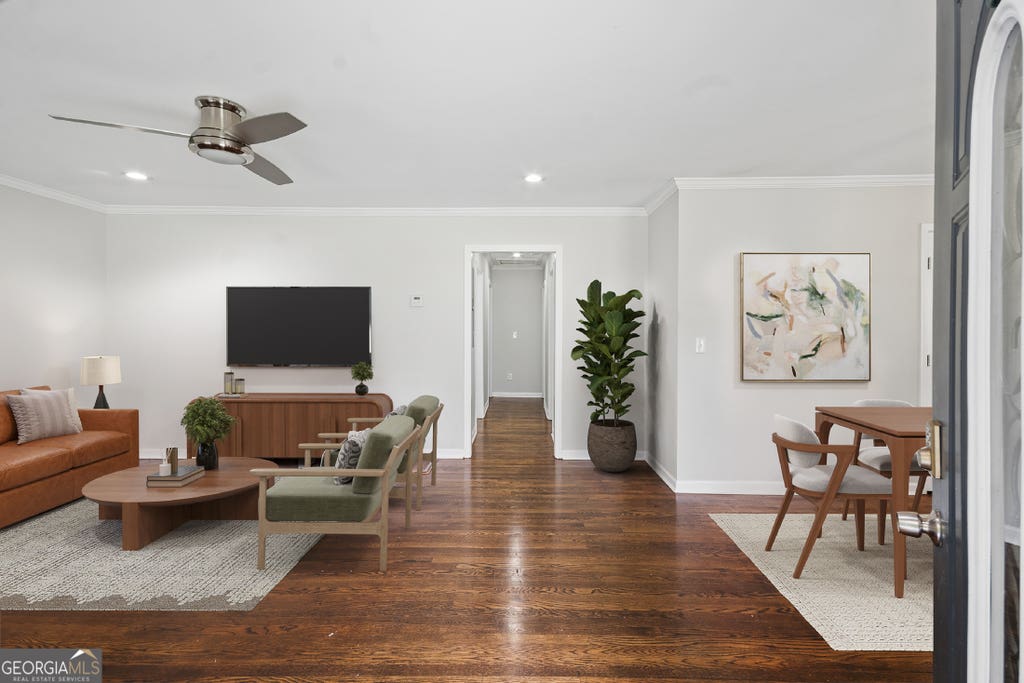 Photo of 1900 Rogers Avenue SW, Atlanta, GA 30310 (MLS # 10815638)