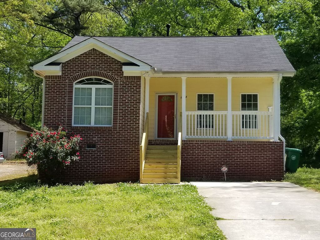 Photo of 1822 Elaine Drive, Decatur, GA 30035 (MLS # 10698315)