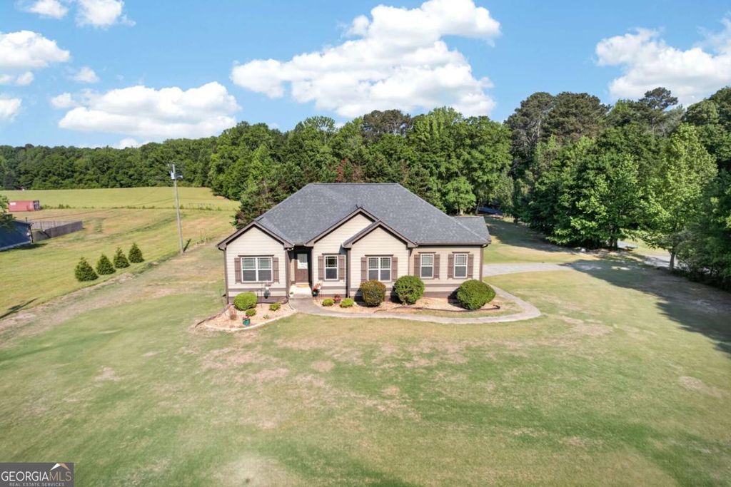 Photo of 30 E Davis Bridge Road, Villa Rica, GA 30180 (MLS # 10740541)