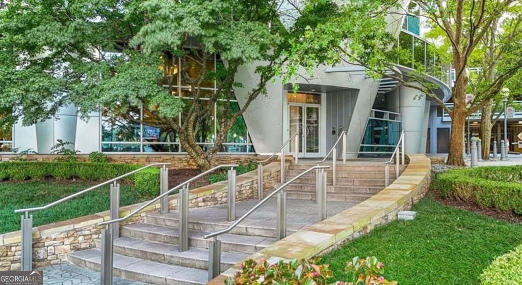 Photo of 3338 Peachtree Road NE #2208, atlanta, GA 30326 (MLS # 10697139)