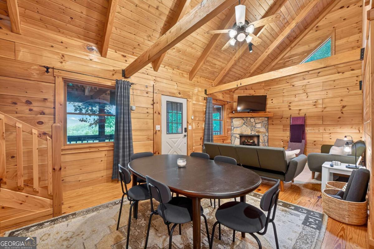 305 Kimbolton DR