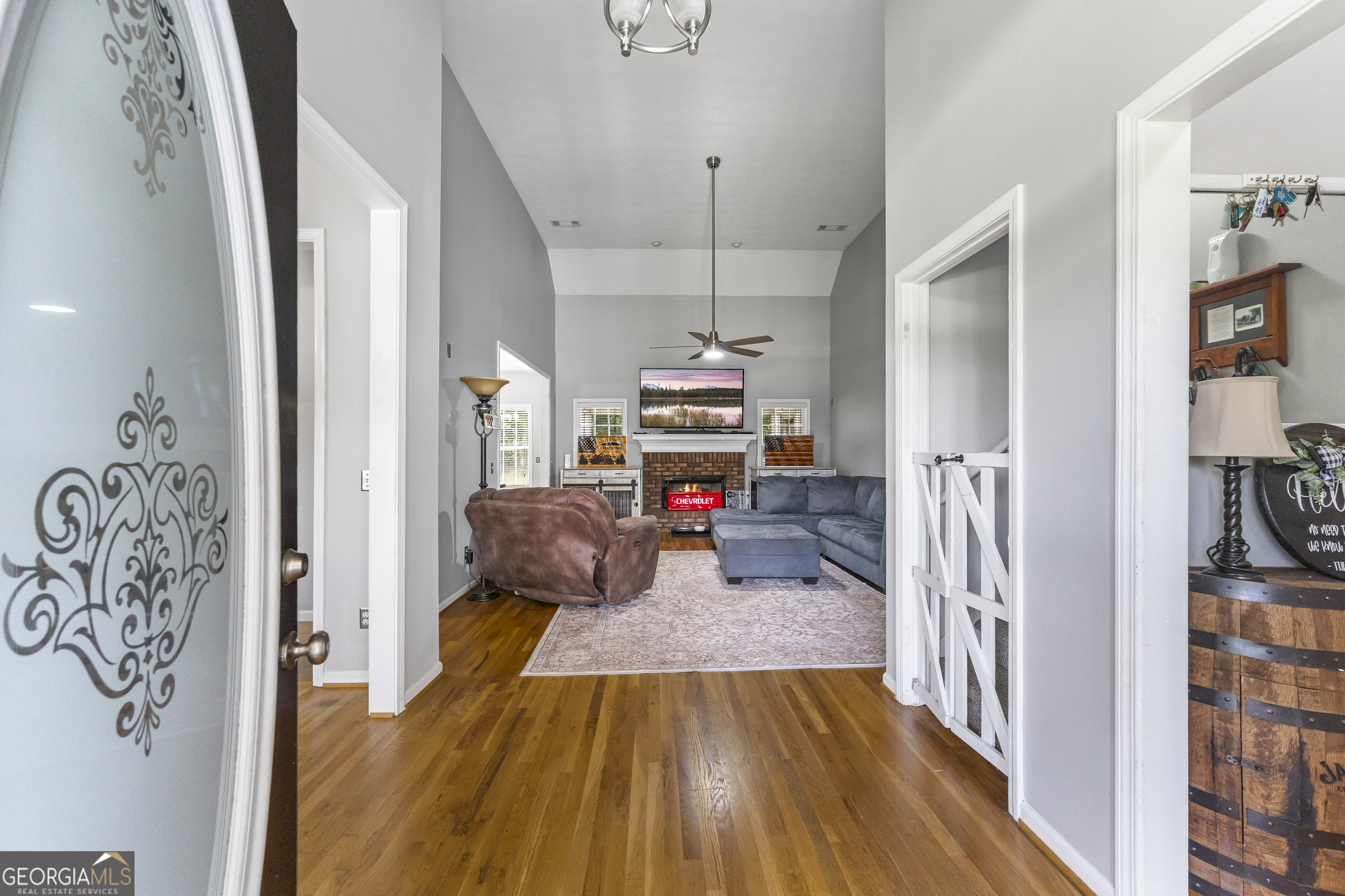 238 Apple Valley RD