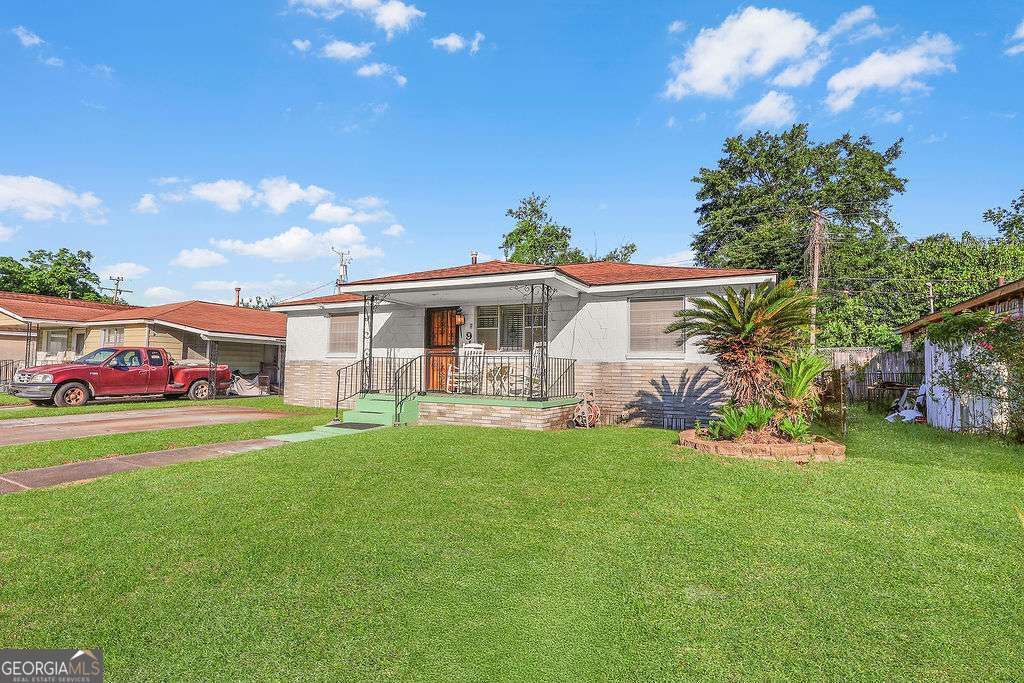 Photo of 917 Porter Street, Savannah, GA 31415 (MLS # 10767018)