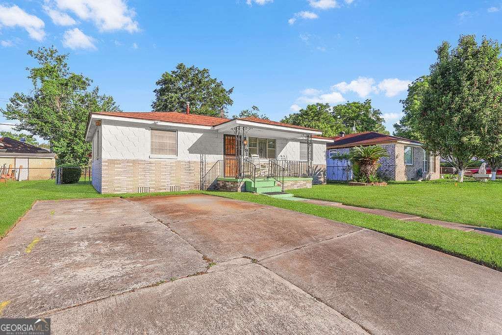 Photo of 917 Porter Street, Savannah, GA 31415 (MLS # 10767018)