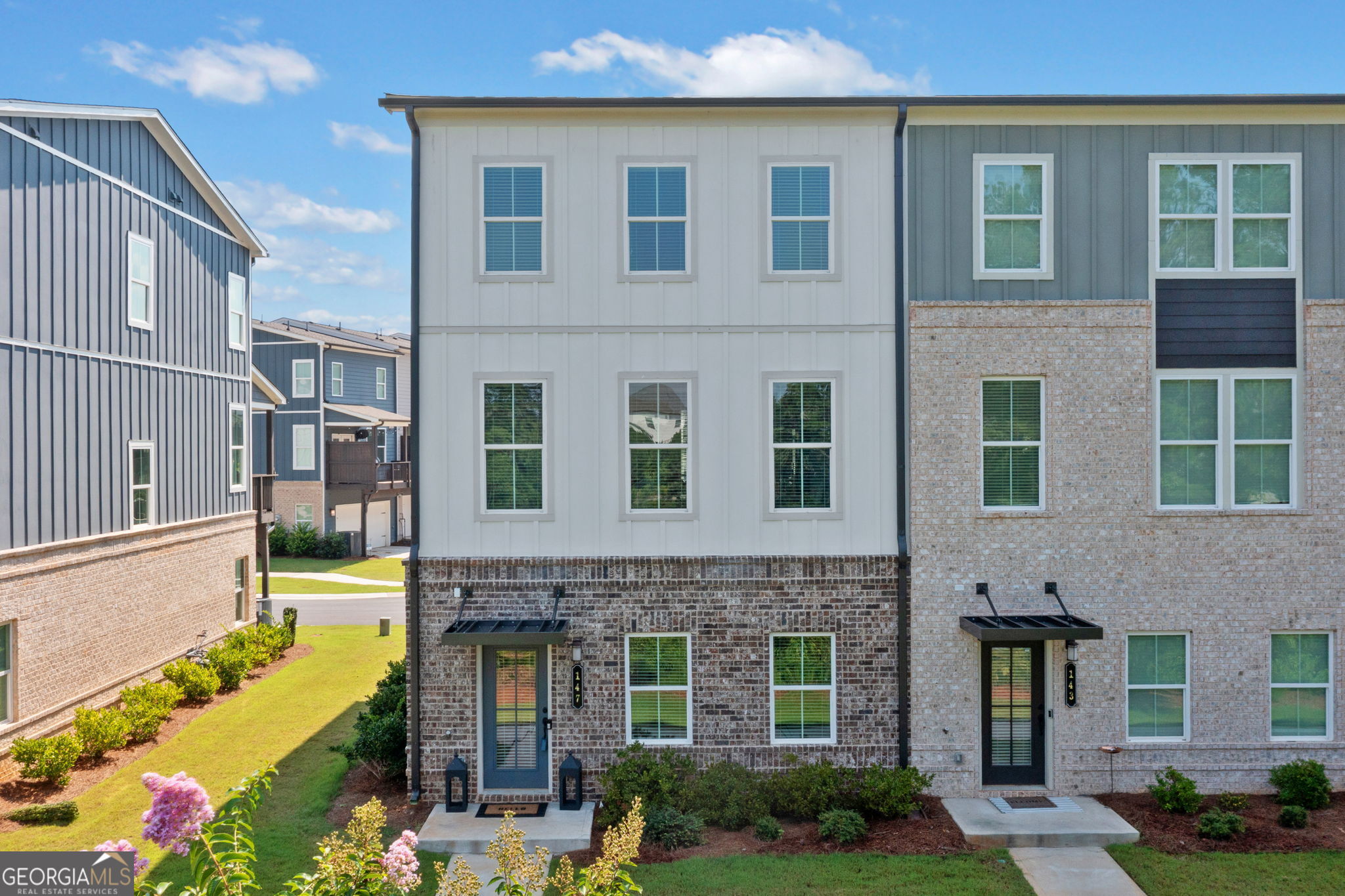147 Jameson DR 147