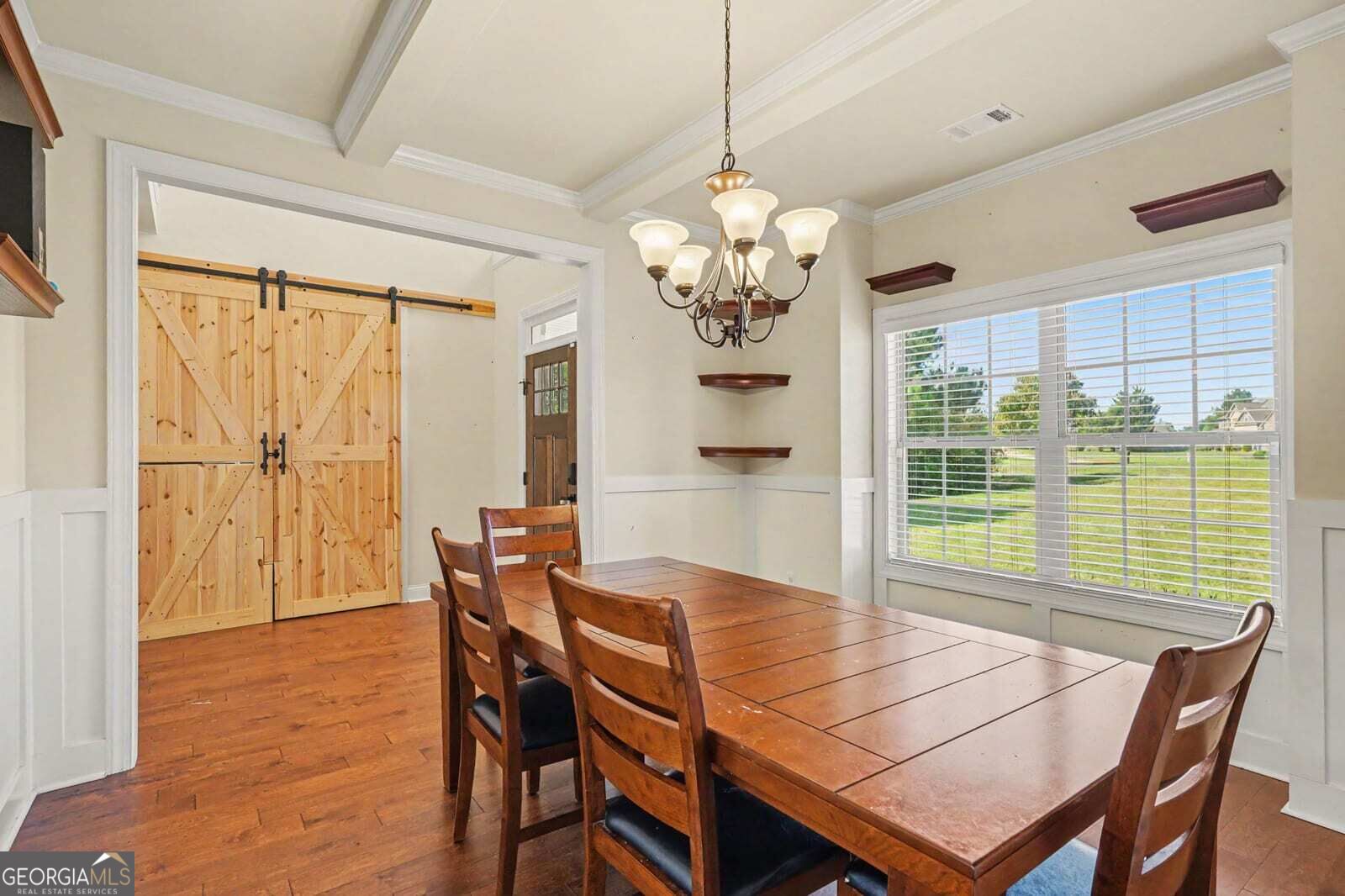 160 Feather LN