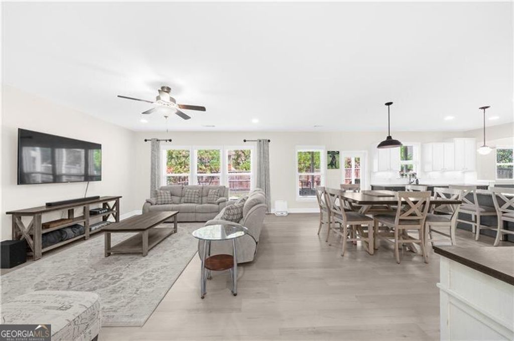 Photo of 425 Spring View Drive, Woodstock, GA 30188 (MLS # 10764718)