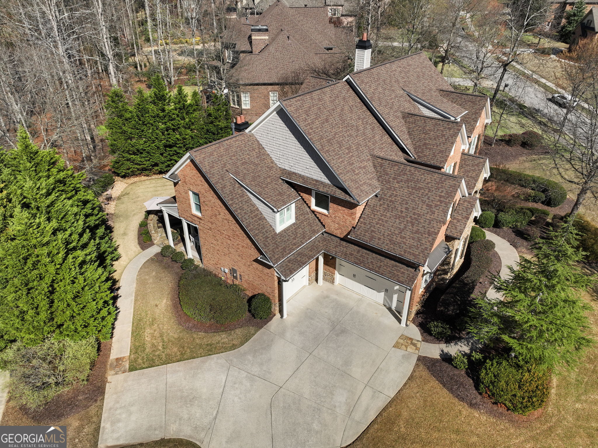 2202 Crimson King DR