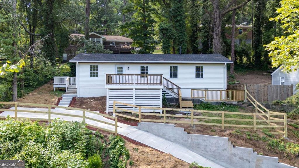 Photo of 472 Rigby Street NE, Marietta, GA 30060 (MLS # 10709889)