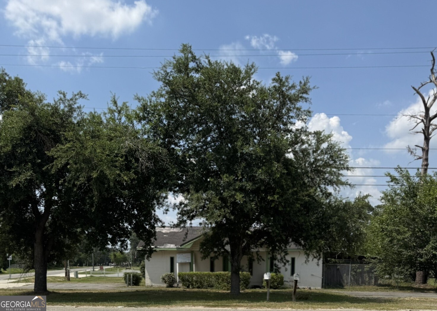 800 Griffin AVE