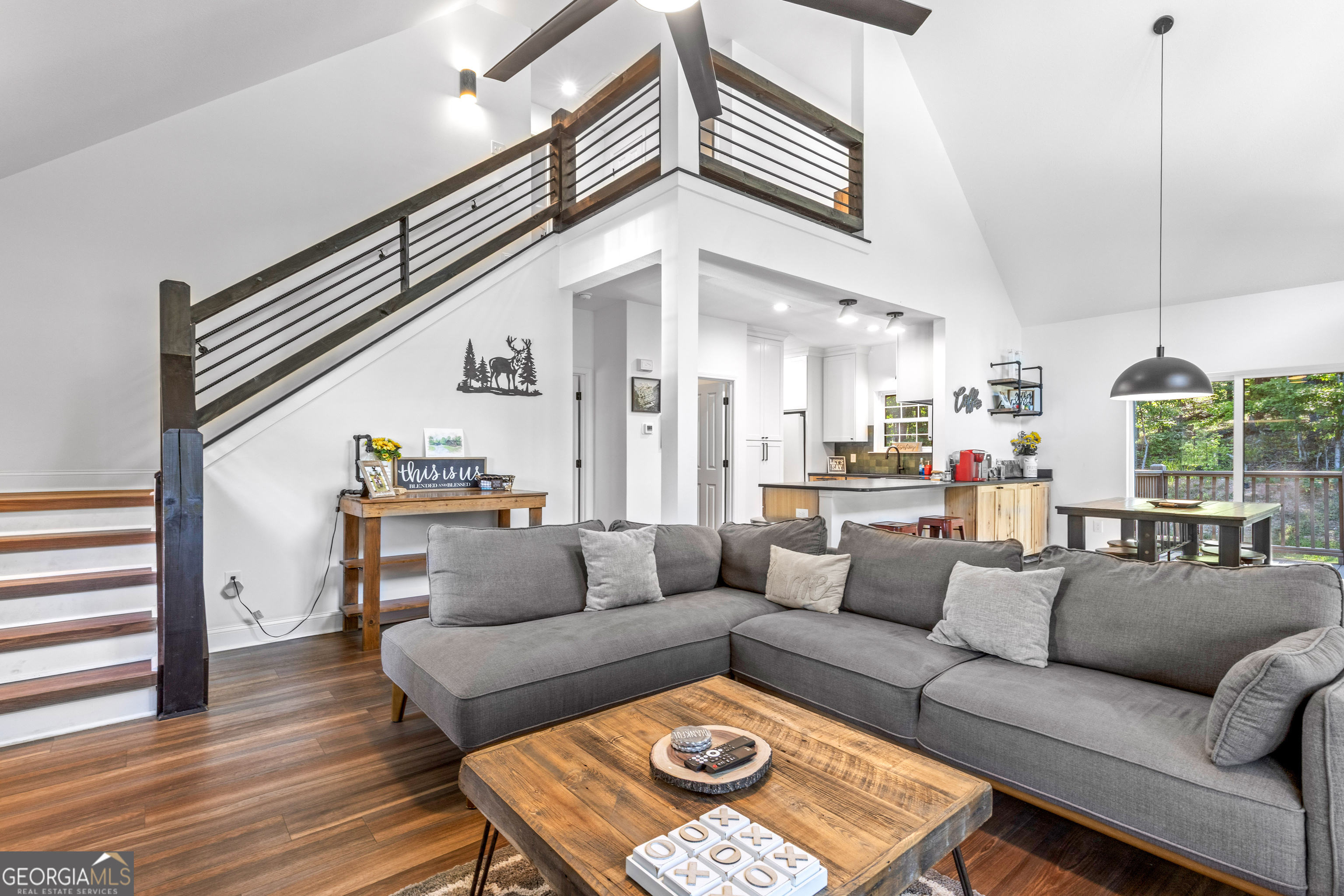 356 Mulberry CIR