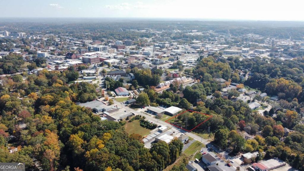 Photo of 705 Oak Street, Gainesville, GA 30501 (MLS # 10675992)