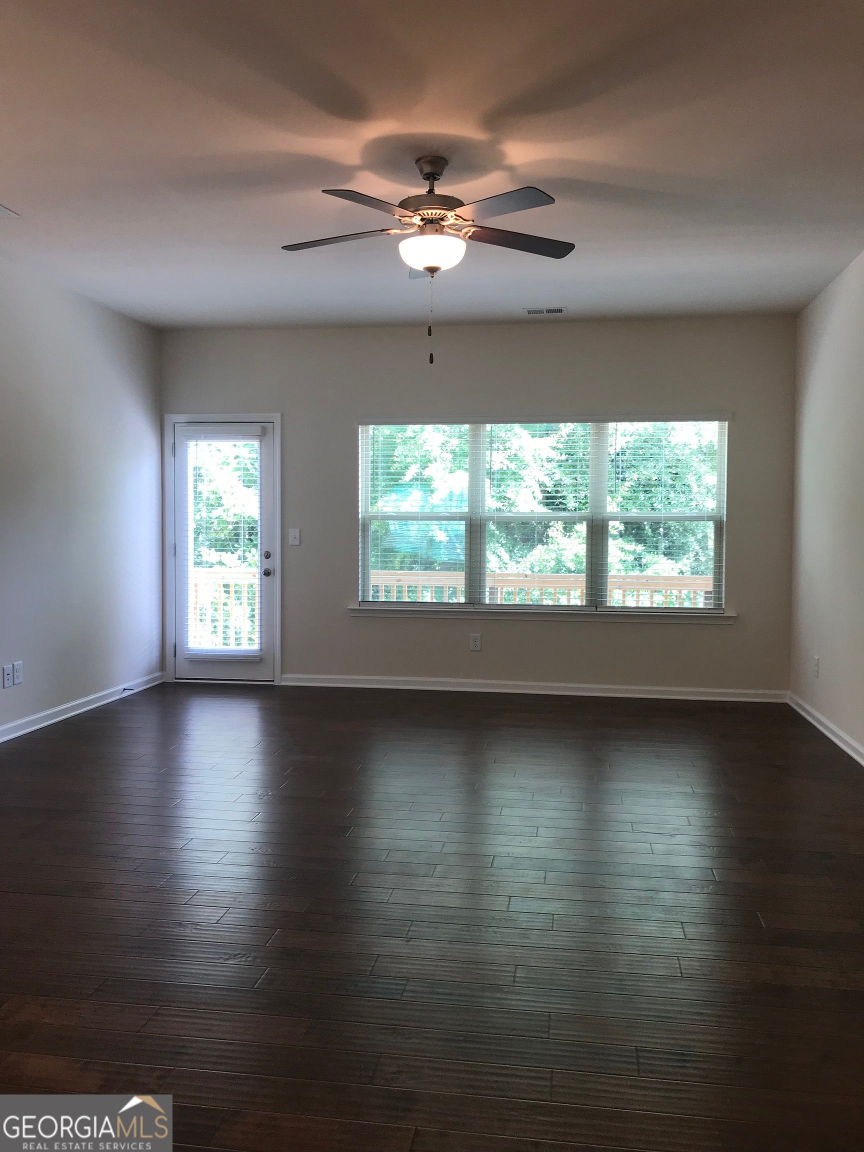 3844 Equity LN