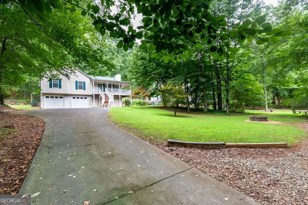 118 Hawkins Farm LN