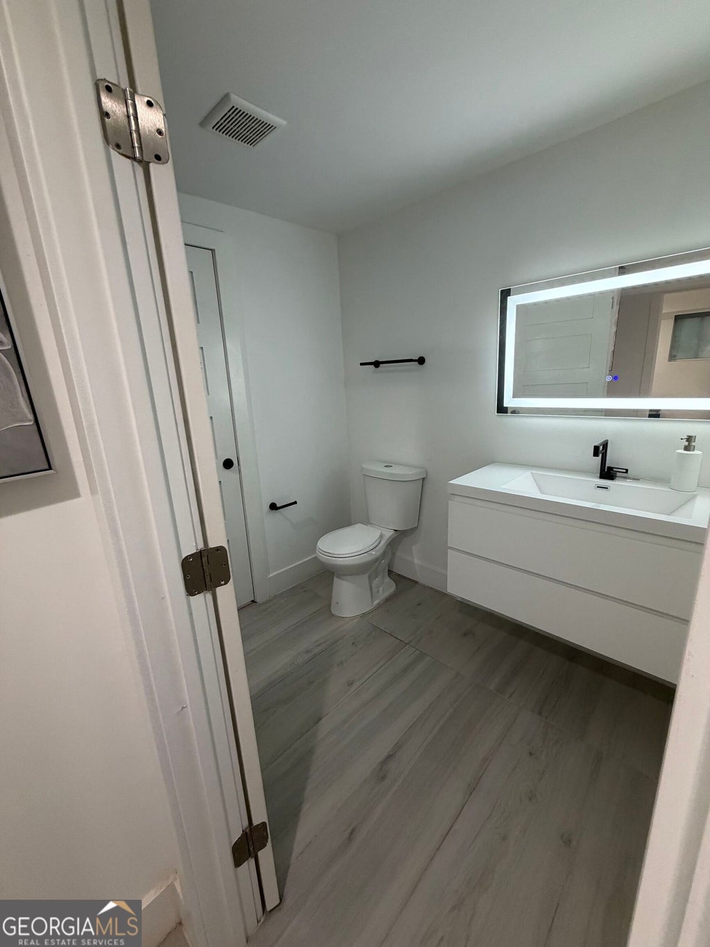 Photo of 1637 Emerald Avenue, Atlanta, GA 30310 (MLS # 10858304)