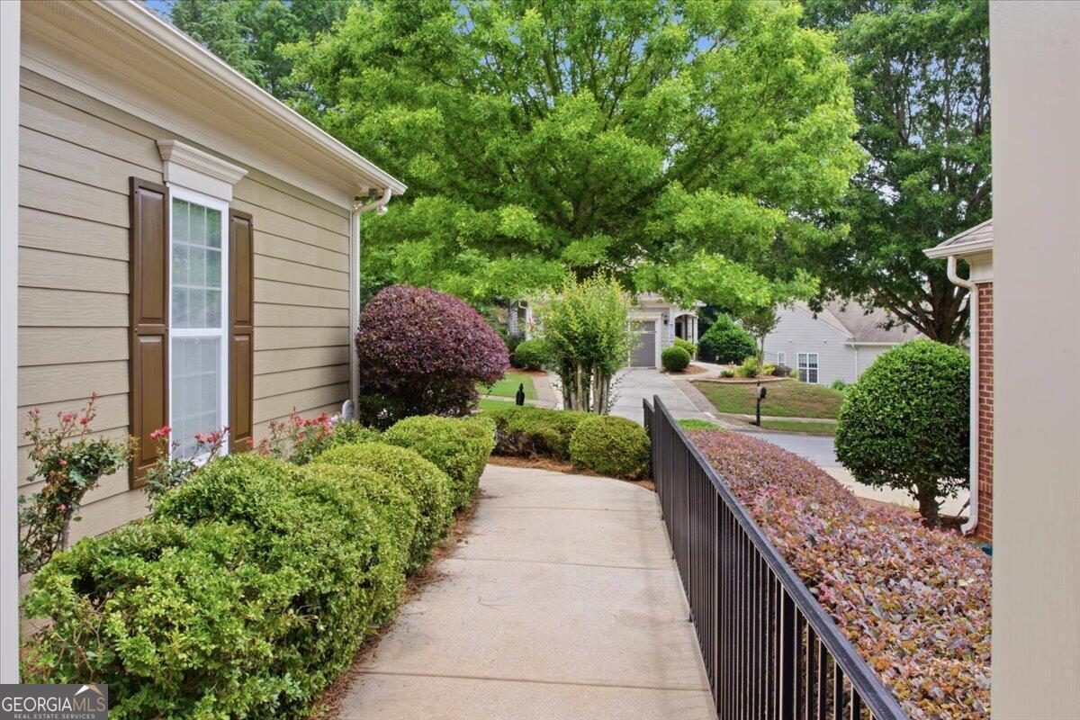 130 Magic Lily DR