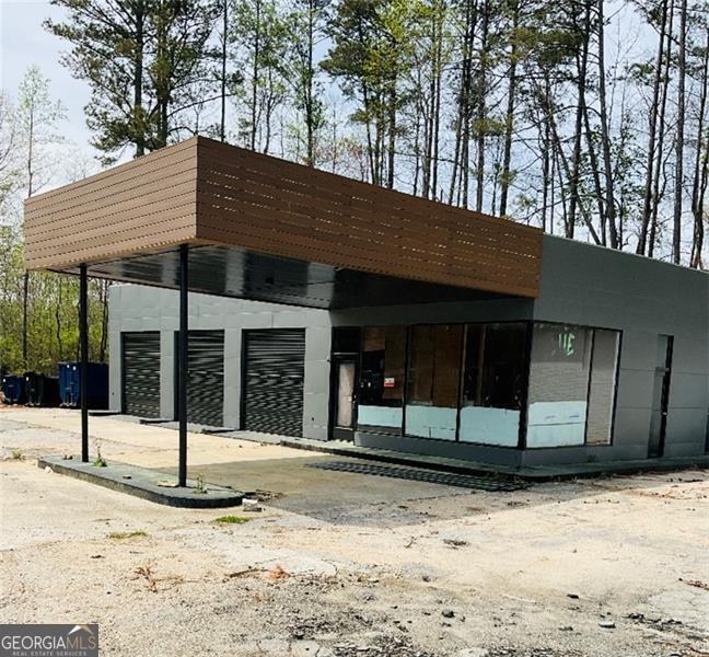 503 Memorial DR