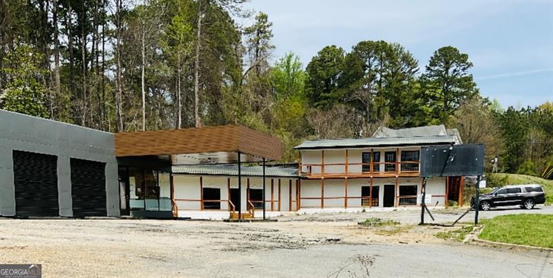 503 Memorial DR